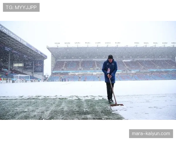 英国气象局发布预警,本周末多场英超赛事可能因恶劣天气受到影响